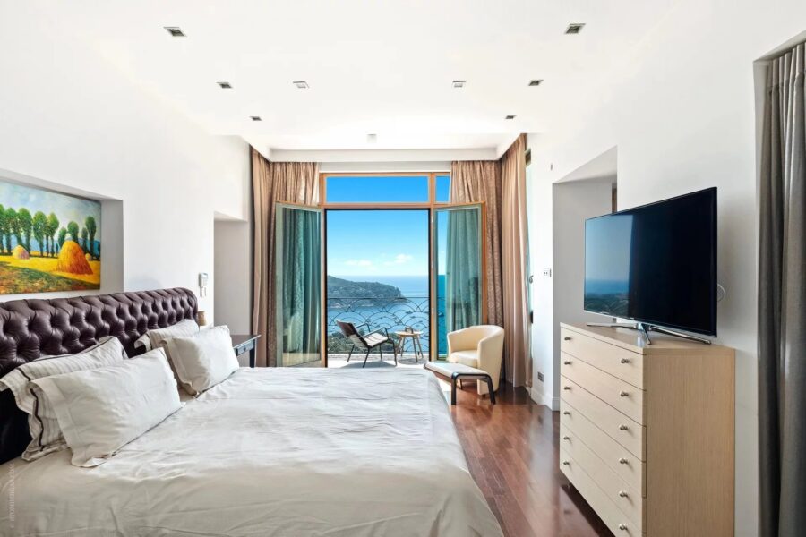 Maison à vendre à Villefranche-sur-Mer — Vue mer — photo 26