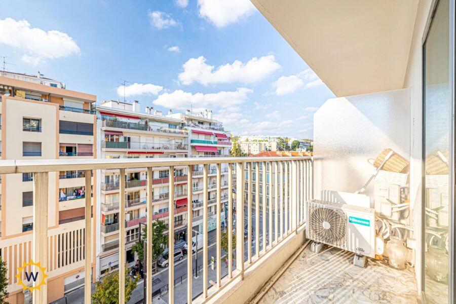 Appartement à vendre à Nice — Vue sur la ville — photo 3