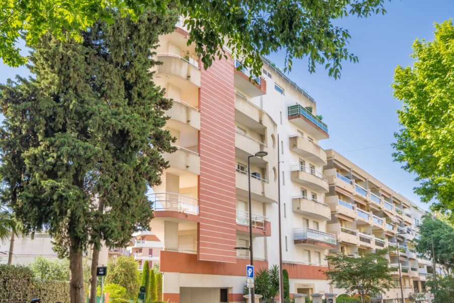 Appartement à vendre à Juan-les-Pins — Vue sur la ville — photo 5