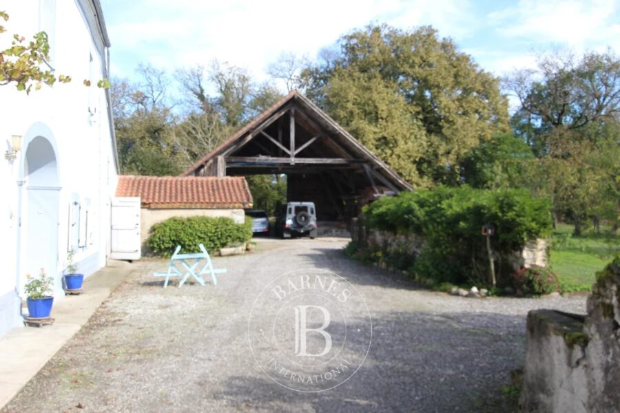 Maison à vendre à Sauveterre-de-Béarn — Vue montagne — photo 15