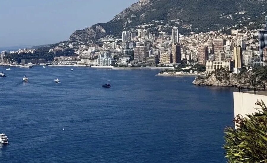 Maison à vendre à Roquebrune-Cap-Martin — Vue mer — photo 2