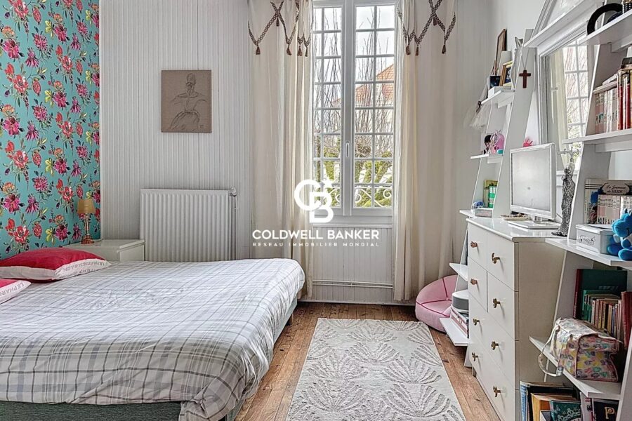 Maison à vendre à Pons — Vue parc & jardin — photo 10