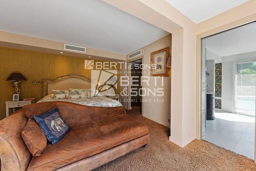 Maison à vendre à Mandelieu-la-Napoule — Vue mer — photo 12
