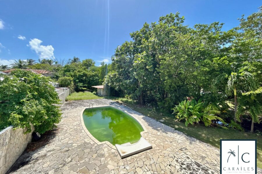 Maison à vendre à Sainte-Anne — Vue parc & jardin — photo 1