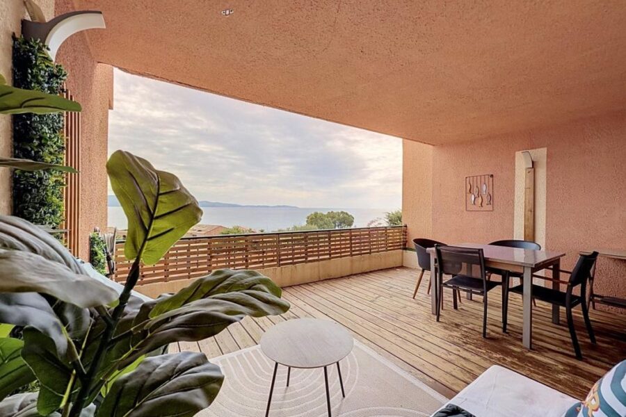 Appartement à louer à Ajaccio — Vue mer — photo 3