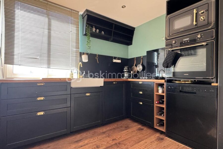 Appartement à vendre à Frontignan — Vue sur la ville — photo 4