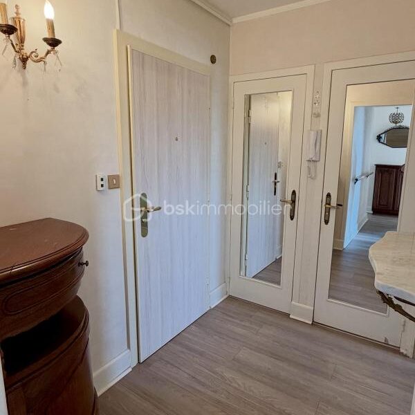 Appartement à vendre à Roanne — Vue sur la ville — photo 4