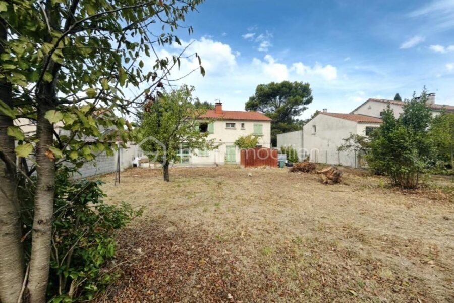 Terrain à vendre à Rodilhan — Vue dégagée — photo 1