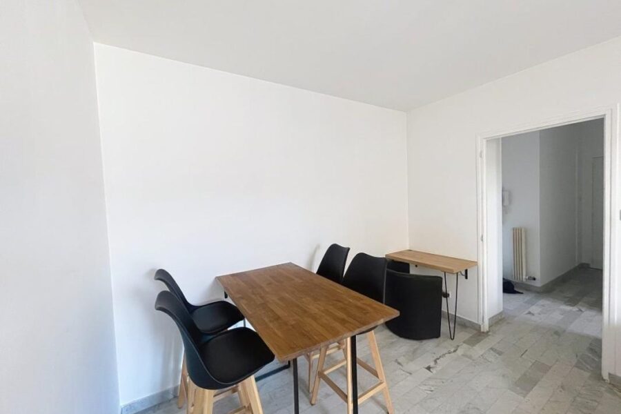 Appartement à louer à Ajaccio — Vue mer — photo 4