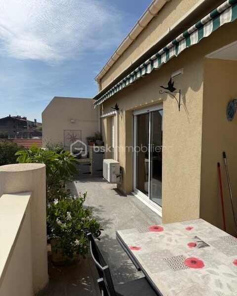 Appartement à vendre à Salon-de-Provence — Vue sur la ville — photo 3