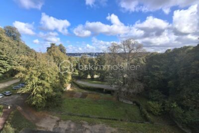 Appartement à vendre à Rouxmesnil-Bouteilles