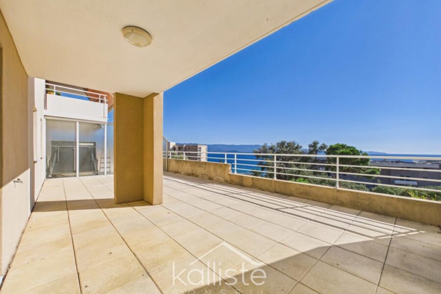 Appartement à vendre à Ajaccio — Vue mer — photo 1