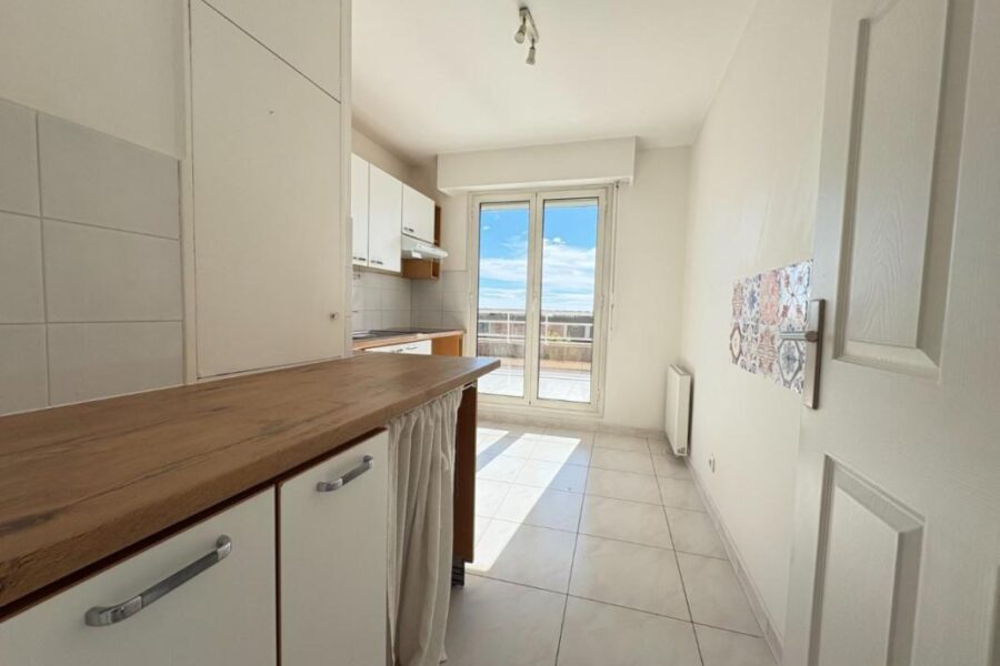 Appartement à louer à Nice — Vue mer — photo 4
