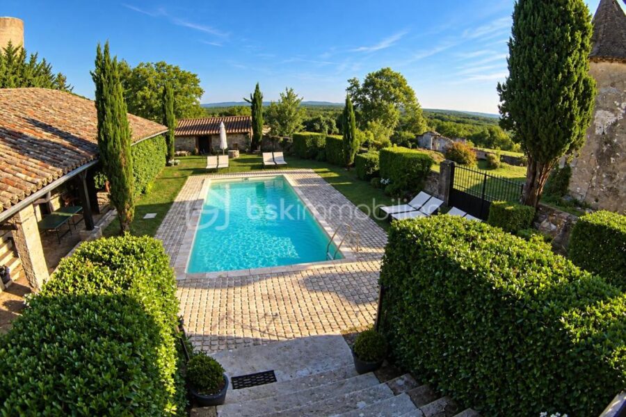 Maison à vendre à Saint-Antonin-Noble-Val — Vue nature — photo 1