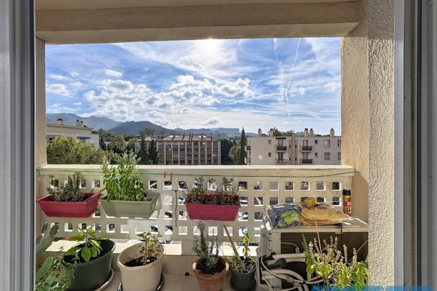 Appartement à vendre à Marseille 9e arrondissement — Vue montagne — photo 1