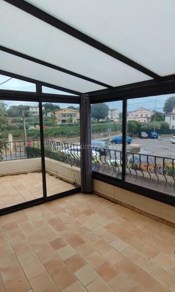 Maison à vendre à Besse-sur-Issole — Vue dégagée — photo 4
