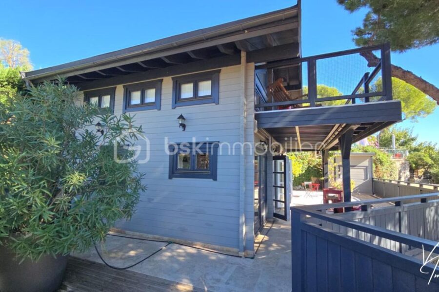 Maison à vendre à Le Castellet — Vue montagne — photo 4