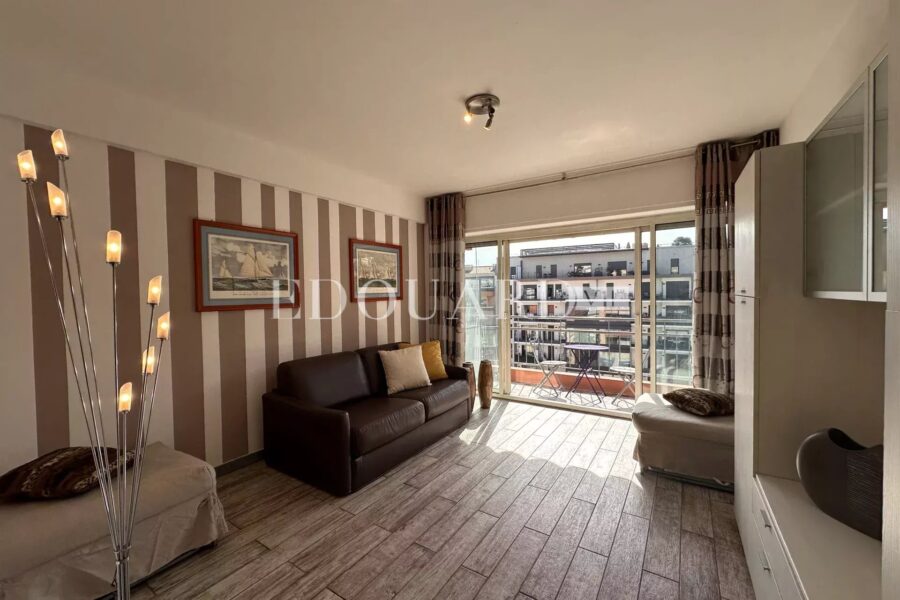 Appartement à vendre à Menton — Vue sur la ville — photo 6