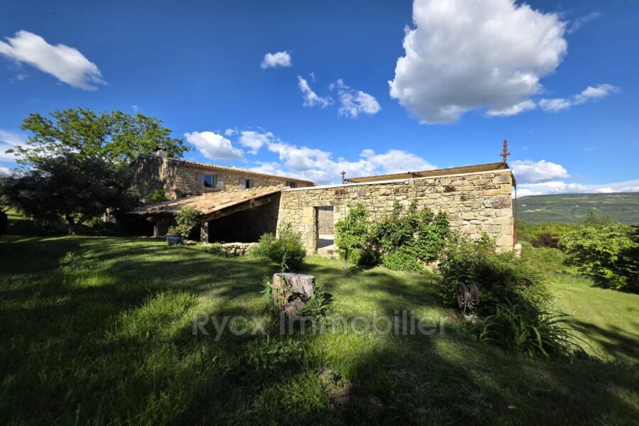 Maison à vendre à Simiane-la-Rotonde — Vue nature — photo 3