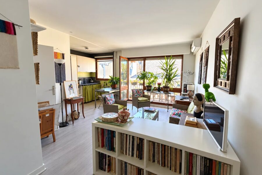 Appartement à vendre à Paris 18e arrondissement — Vue nature — photo 4