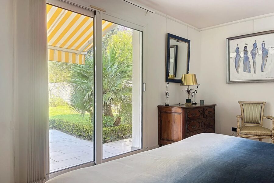 Maison à vendre à La Rochelle — Vue parc & jardin — photo 10