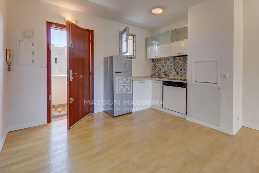 Appartement à vendre à Saint-Laurent-du-Var — Vue parc & jardin — photo 5