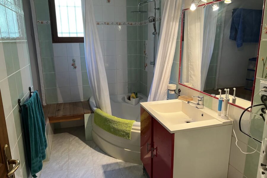 Maison à vendre à Coaraze — Vue montagne — photo 11