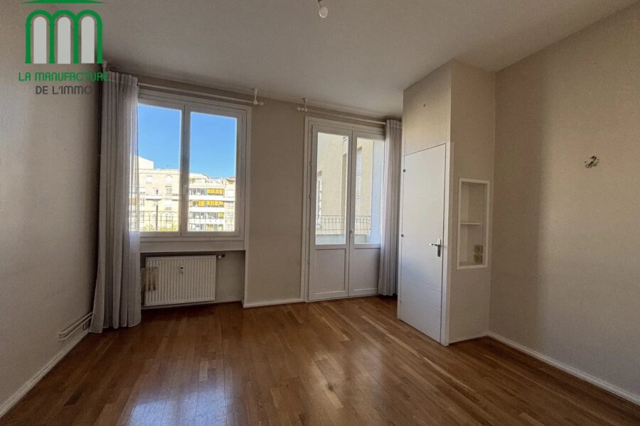 Appartement à vendre à Saint-Étienne — Vue sur la ville — photo 22
