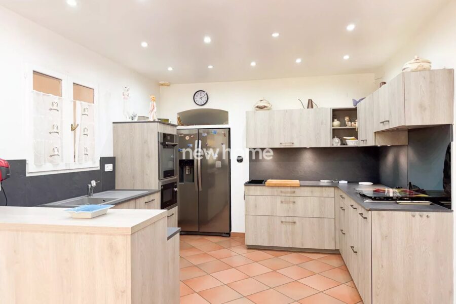 Maison à vendre à Lorgues — Vue parc & jardin — photo 16