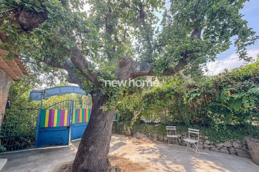 Maison à vendre à Châteauneuf-Grasse — Vue parc & jardin — photo 5