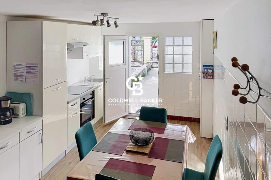 Maison à vendre à Saintes — Vue parc & jardin — photo 14