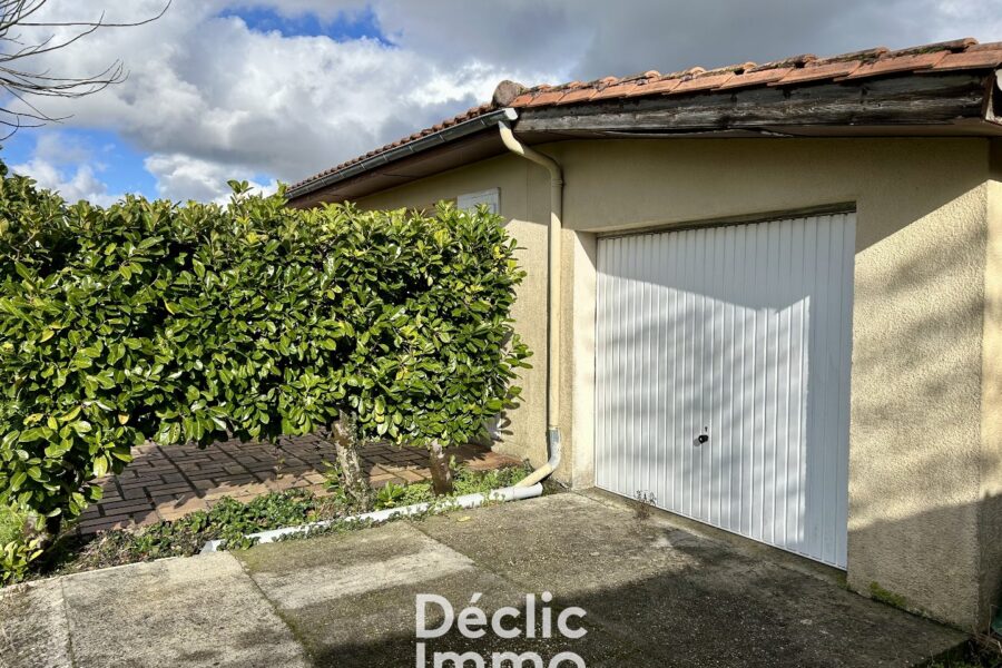 Maison à vendre à Carignan-de-Bordeaux — Vue vignes — photo 12