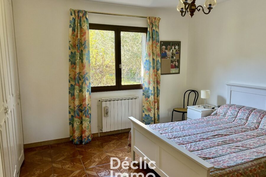 Maison à vendre à Carignan-de-Bordeaux — Vue nature — photo 9