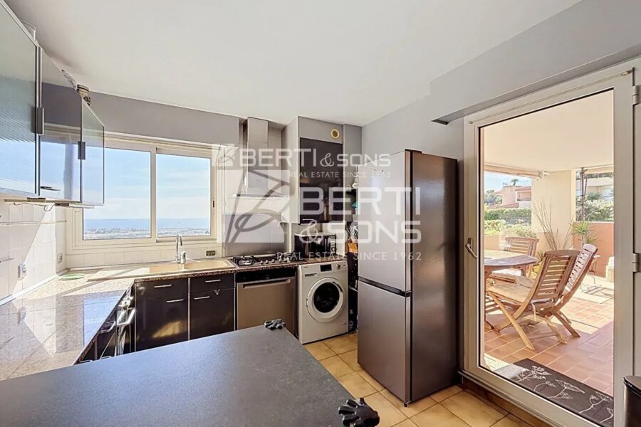 Appartement à vendre à Mandelieu-la-Napoule — Vue mer — photo 10