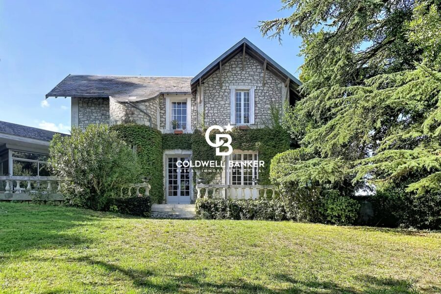 Maison à vendre à Saintes — Vue parc & jardin — photo 2