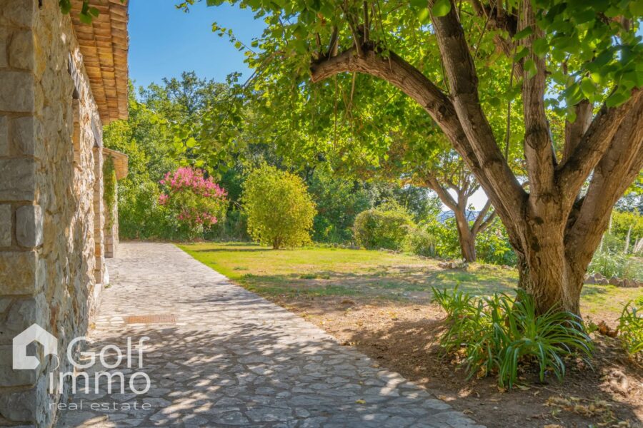 Maison à vendre à Le Tignet — Vue mer — photo 8