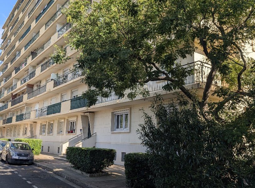 Appartement à vendre à Béziers — Vue sur la ville — photo 2
