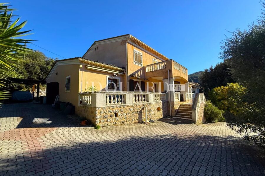 Maison à vendre à La Turbie — Vue montagne — photo 2