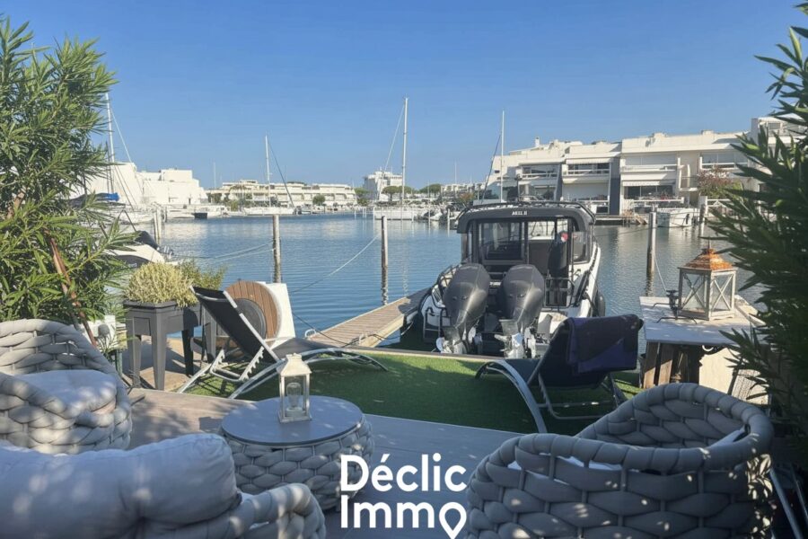 Maison à vendre à Le Grau-du-Roi — Vue marina & port — photo 1