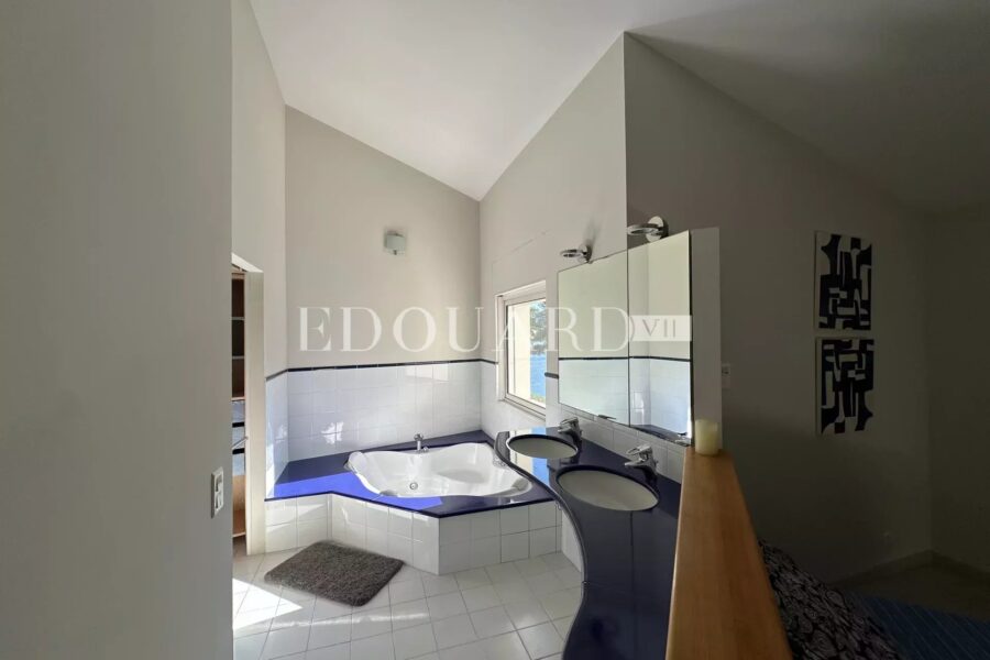 Maison à vendre à Roquebrune-Cap-Martin — Vue mer — photo 17