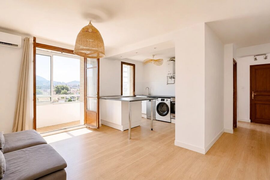 Appartement à vendre à Marseille 9e arrondissement — Vue montagne — photo 3