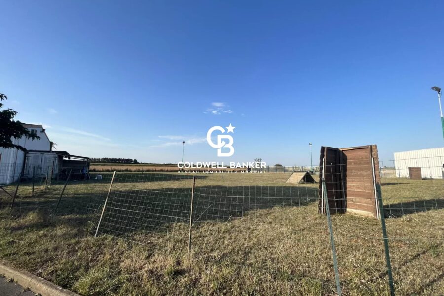 Terrain à vendre à Luçon — Vue sur la ville — photo 2