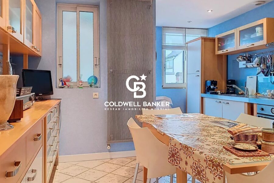 Appartement à vendre à Les Sables-d&rsquo;Olonne — Vue mer — photo 4