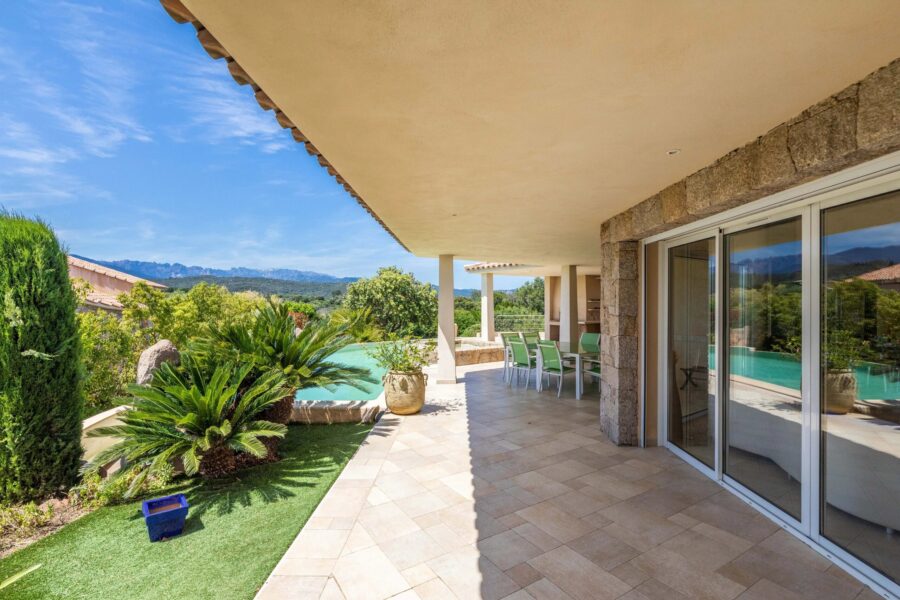 Maison à vendre à Sainte-Lucie-de-Porto-Vecchio — Vue mer — photo 35