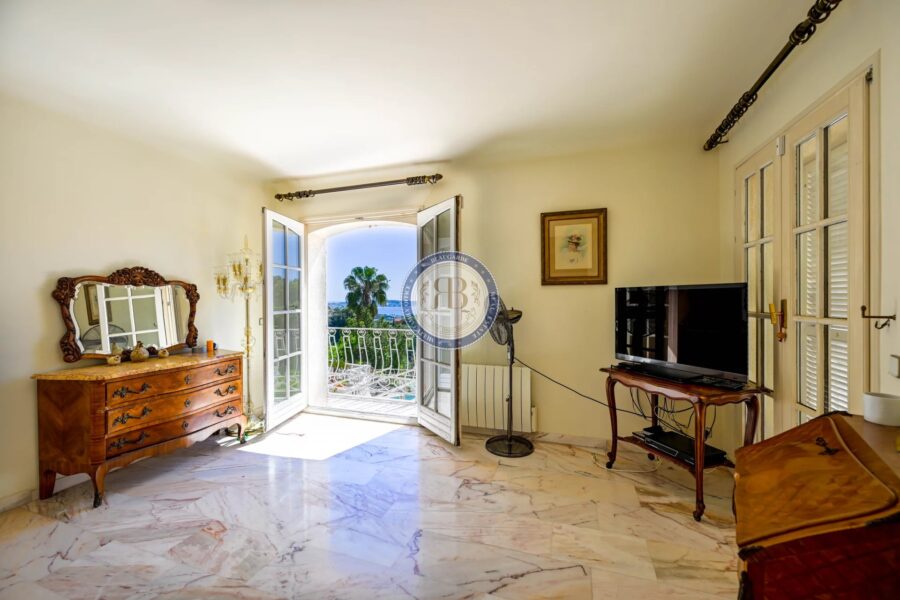 Maison à vendre à Vallauris — Vue mer — photo 15