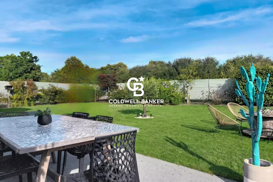 Maison à vendre à Les Sables-d&rsquo;Olonne — Vue parc & jardin — photo 1
