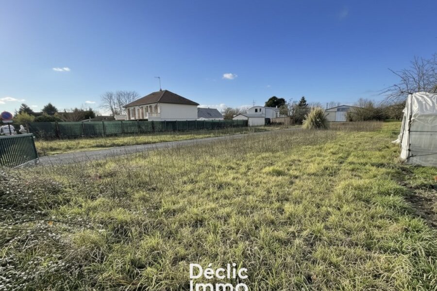 Terrain à vendre à Saint-Cyr-sur-Loire — Vue dégagée — photo 3