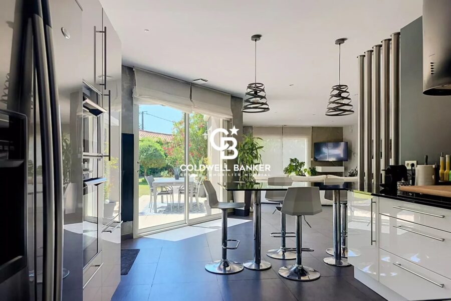 Maison à vendre à Venansault — Vue parc & jardin — photo 9