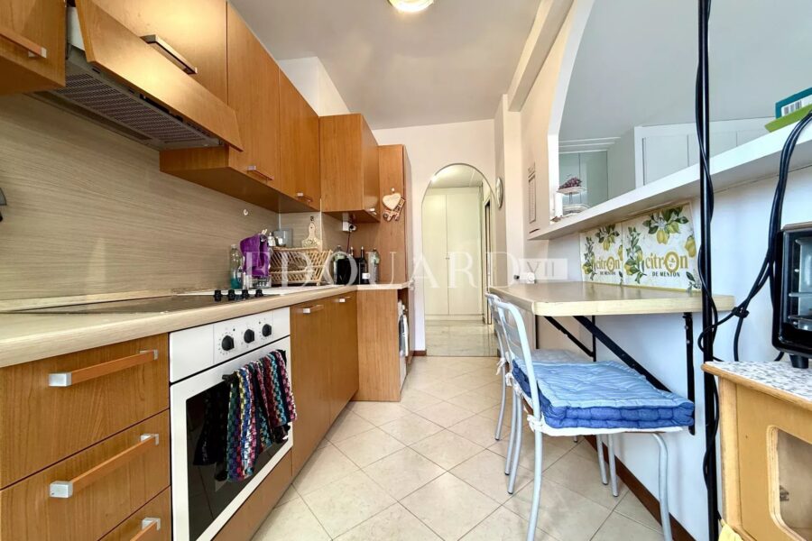 Appartement à vendre à Menton — Vue sur la ville — photo 7