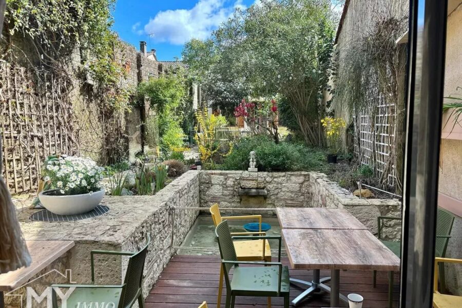 Maison à vendre à Bergerac — Vue parc & jardin — photo 1